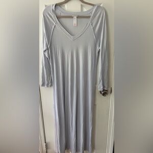 Hanro long sleeve night gown